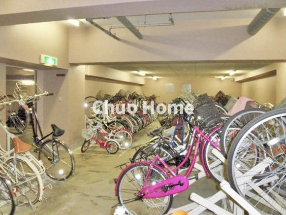 【自転車置き場】最新の空き状況や費用などの詳細は担当スタッフまでお問い合わせください。