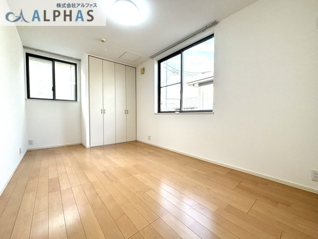 ■各居室に収納があり、お部屋がスッキリと片付きます♪