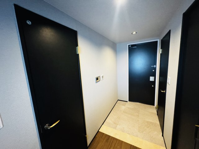 【玄関】靴好きには嬉しいたくさん収納できるシューズインククローゼット付きです☆