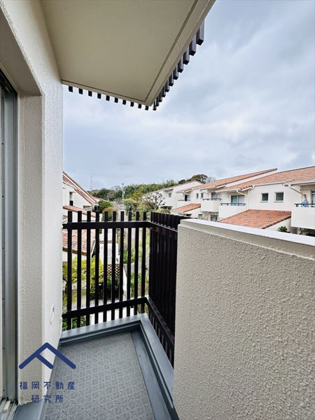 スカイタウン寺塚25号棟のバルコニー