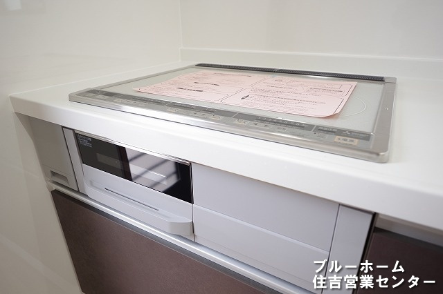 お料理が楽しくなる3口IH・グリル付き！