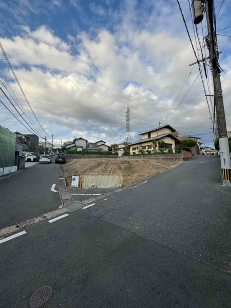 【若葉三丁目（2期）の前面道路含む現地写真】