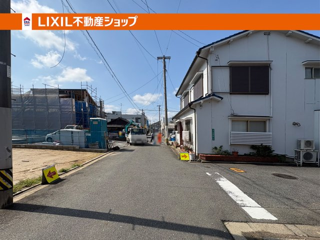 一方　北西　幅員5.4ｍ　公道、不明点はお気軽にお問い合わせ下さい！