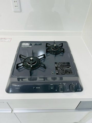 同時調理ができる二口コンロです。