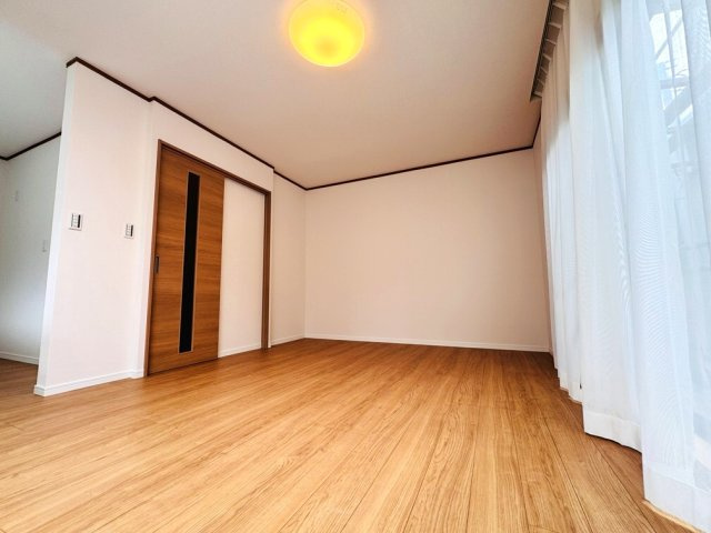 2階リビングはプライバシー重視のやすらぎ空間　