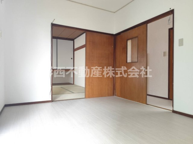 洋室