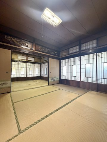 和室があれば、来客や子供用のスペースとして活躍します。
