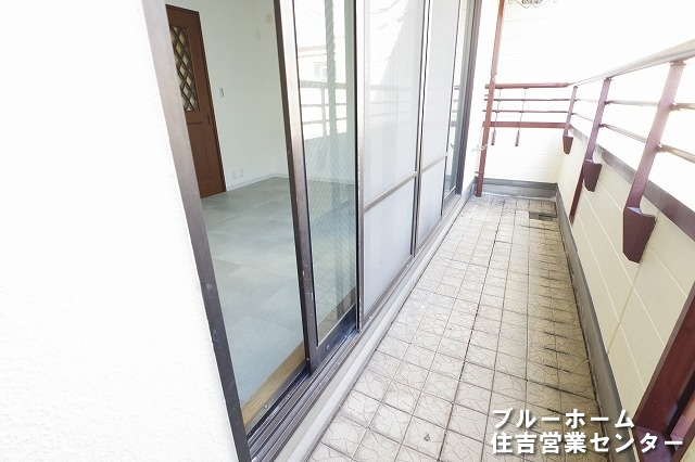 南東向きで明るいバルコニーです！