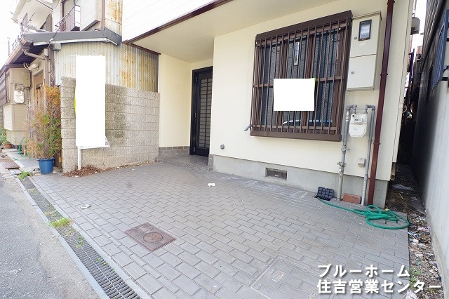 敷地内にある駐車場スペースです！