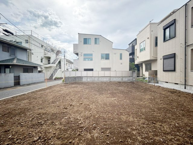 空が広く感じられる伸びやかな住空間！全室へ陽光を届ける採光設計も思いのままに、明るくぬくもりに満ちた心地よい暮らしを創り出すことができます。