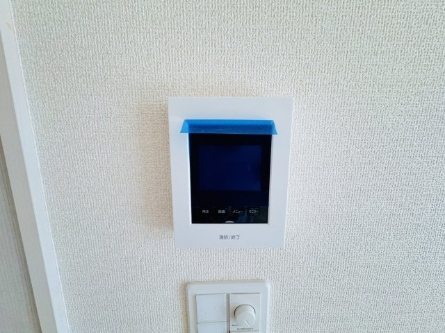 来客時も安心のTVモニター付きインターフォン