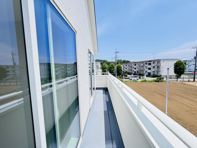 南向きワイドバルコニー・日当たり良好♪