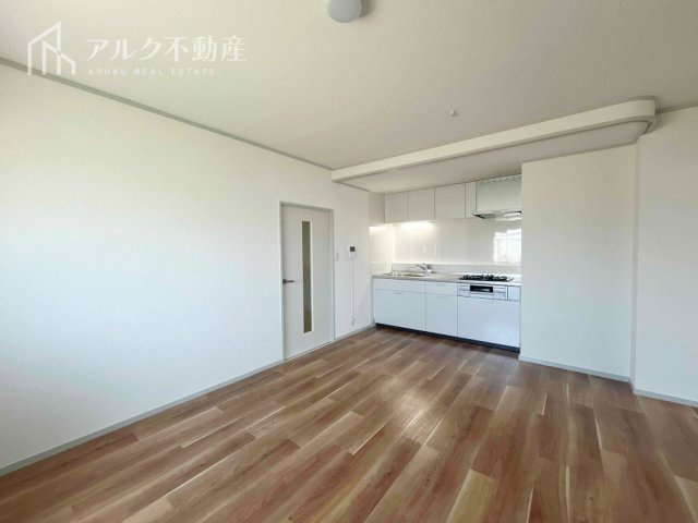 リビングダイニング