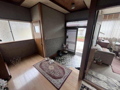 玄関