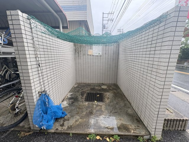 共用部・ゴミ置き場