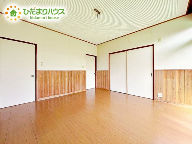 シンプルな内観ですのでさまざまなインテリアスタイルを楽しめます。