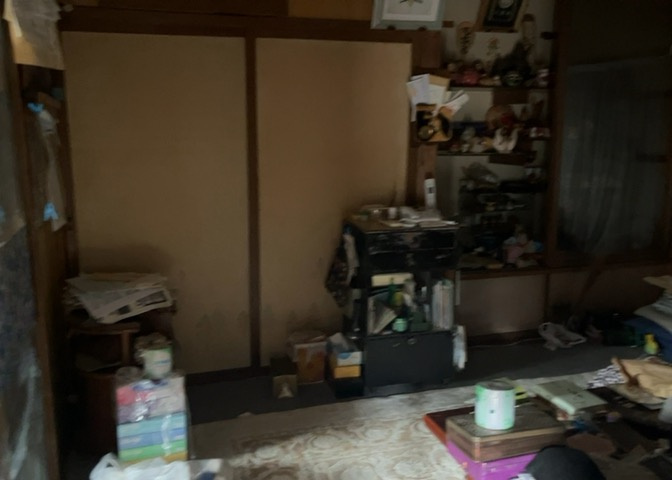 直線タイプはLとDKを一直線に並べた形で対面キッチンのタイプです。一般的なのでよく見かけるかもしれません。直線タイプに似た直接アイランドタイプは、キッチンとダイニングの間に壁がない分広く感じられます。