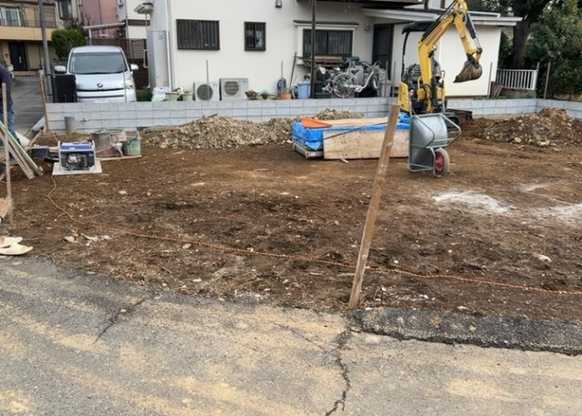 人が暮らすうえで日光は大切な要素となります。日当たりの良さは譲れないポイントですね。併せて近くに大きな建築物の建築予定がないか、あるいはそれが可能な土地が近くにないか事前に確認することもお勧めします。