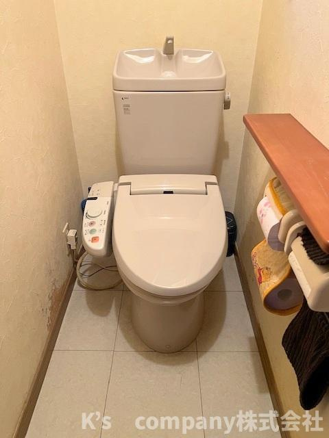 温水洗浄便座付きトイレ◇