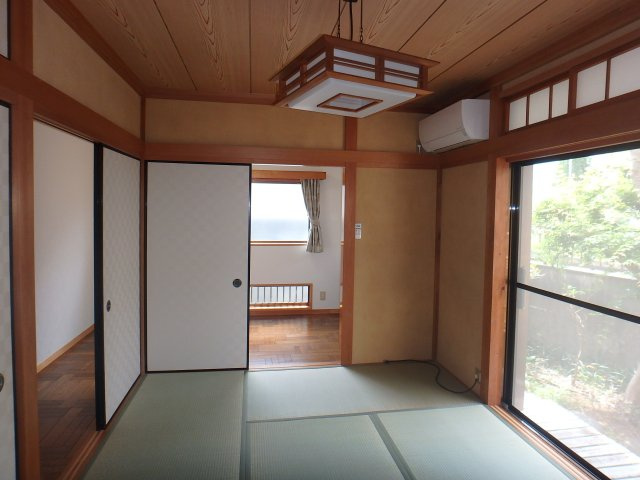 1F6帖の和室