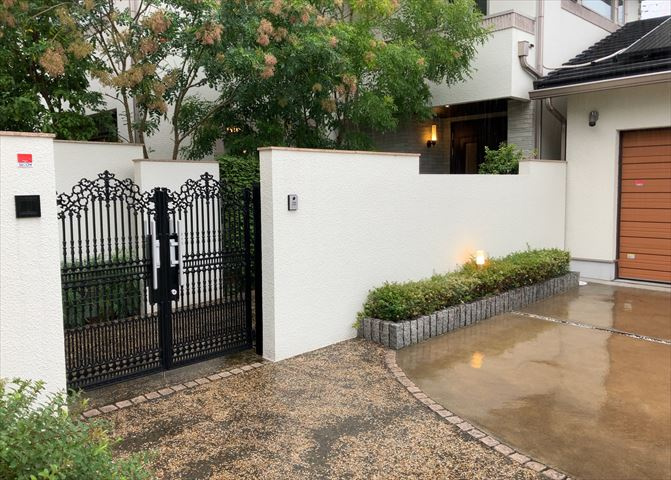 省エネ給湯器とは従来型の給湯器より熱効率が高く、少ない燃料でたくさんのお湯を沸かすことが出来る高効率な給湯器のことを指します。また、省エネ給湯器には種類があり、利便性や効果なども様々です。　