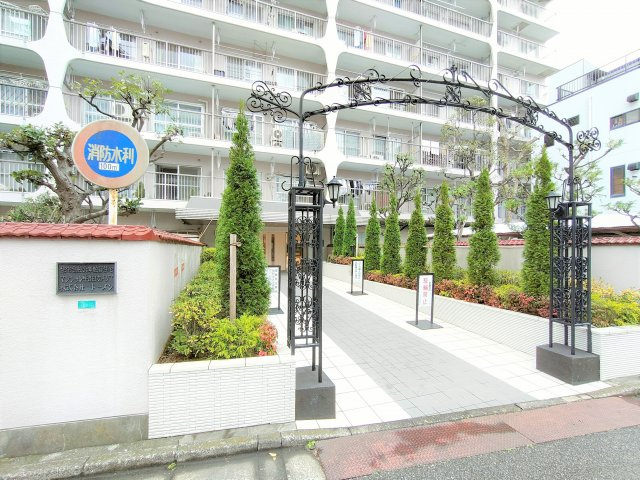 【エントランス】