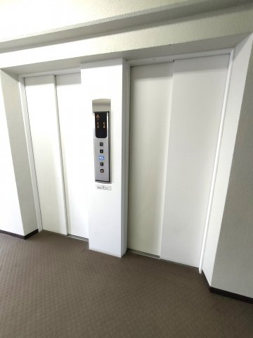 【エレベーター】