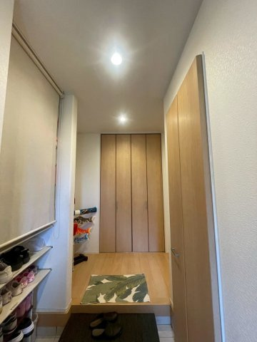 収納付き玄関スペース