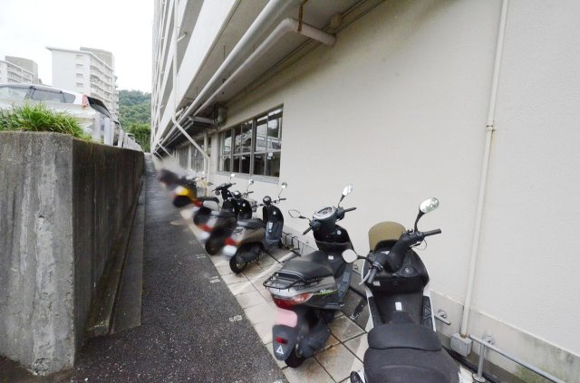 バイク置場