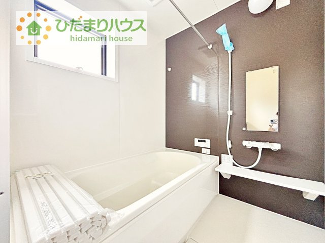 大人が足を伸ばしても十分な広さ！一人でゆっくりくつろぐ時間も大切です！