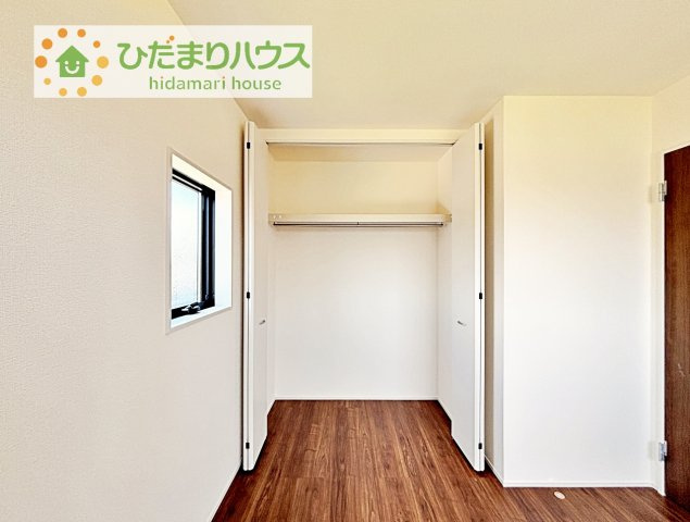 お洋服の多い女性に人気！収納力の高いクローゼット付き☆彡