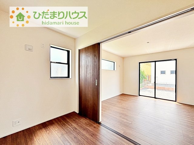 夏場に心地良いひんやり感はフローリングならでは☆彡