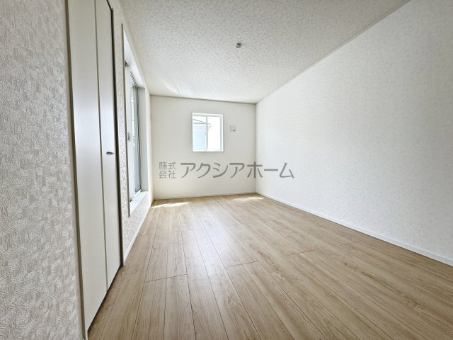 2F洋室8.2帖