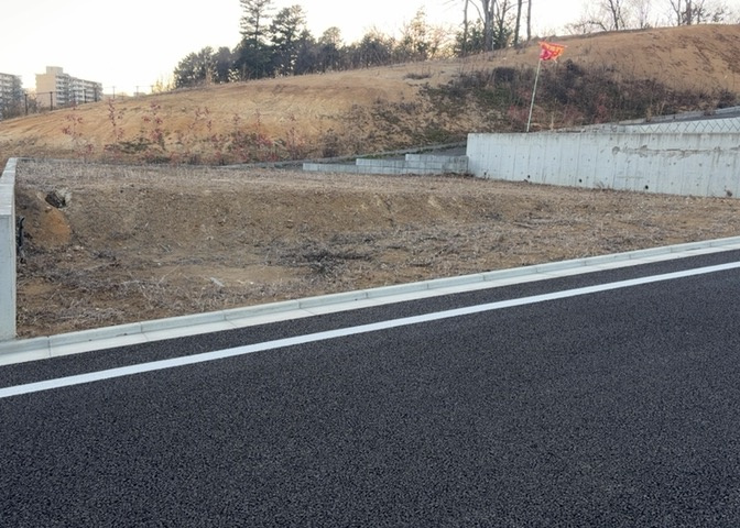 最寄り駅が近いなどの交通アクセスが良い土地だと暮らしやすいですよね。通勤・通学の観点から土地を選ぶことも大切です！自身や家族のライフワークからあったの物件を探しましょう！当社営業がお力になります！