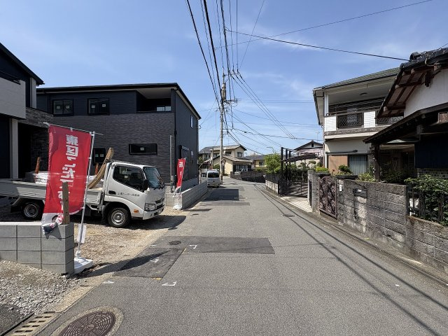 現地写真。前面道路です。