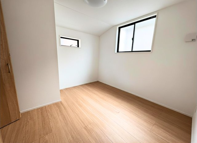 ※AI加工で家具を消しております。