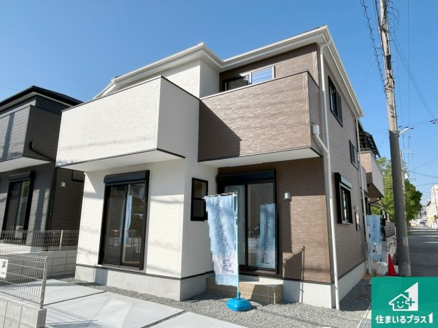 安心の10年保証！外観を美しく保ち、雨水で汚れを落とします！気になることがありましたら、お気軽にお問い合わせください！